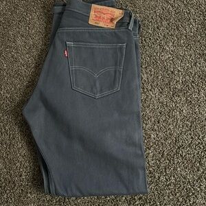 Men’s Levi Jean